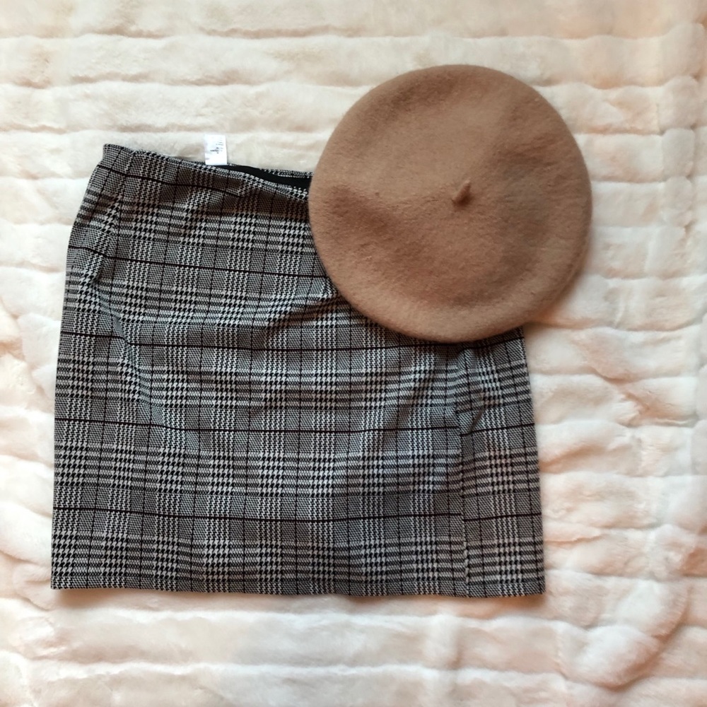 H&M Divided Short Jersey Skirt